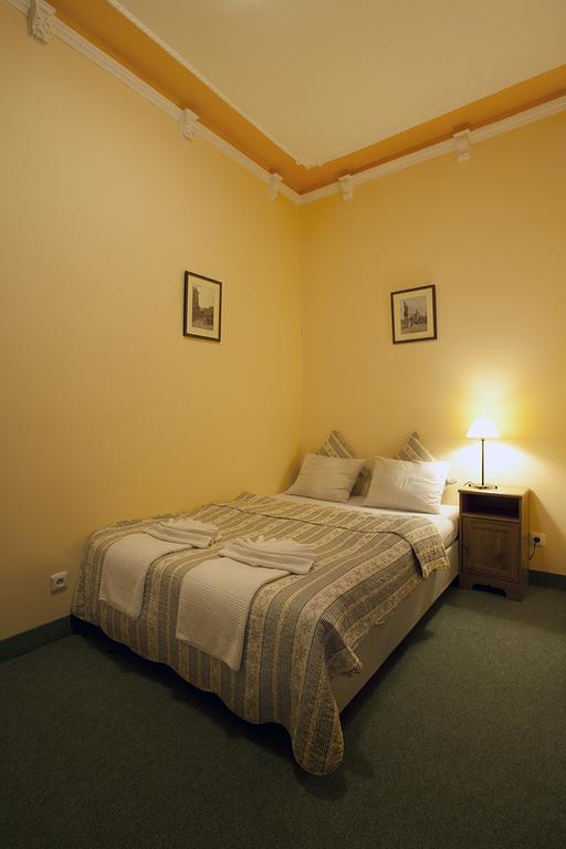 Hotel Columbo Прага Экстерьер фото